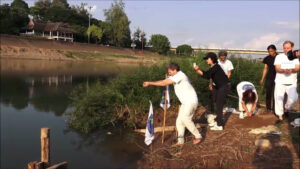 Earth walk Nan 2024.00_25_50_13.Standbild078