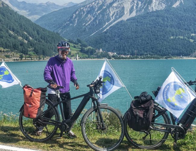 ceb0b26b-04c0-4075-a8c0-dc665a03ca61